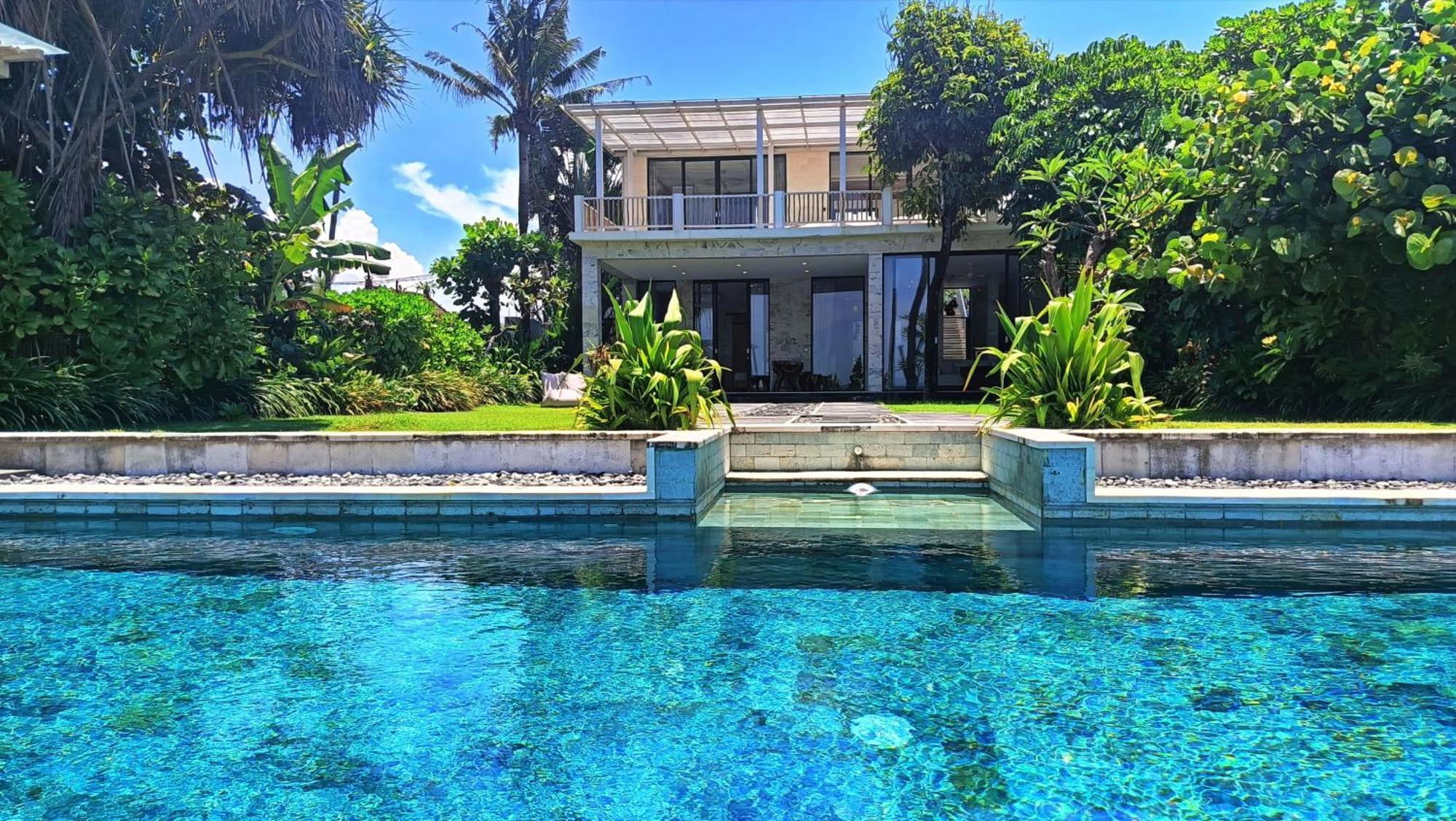 Ketewel Beach Villas And Spa エクステリア 写真