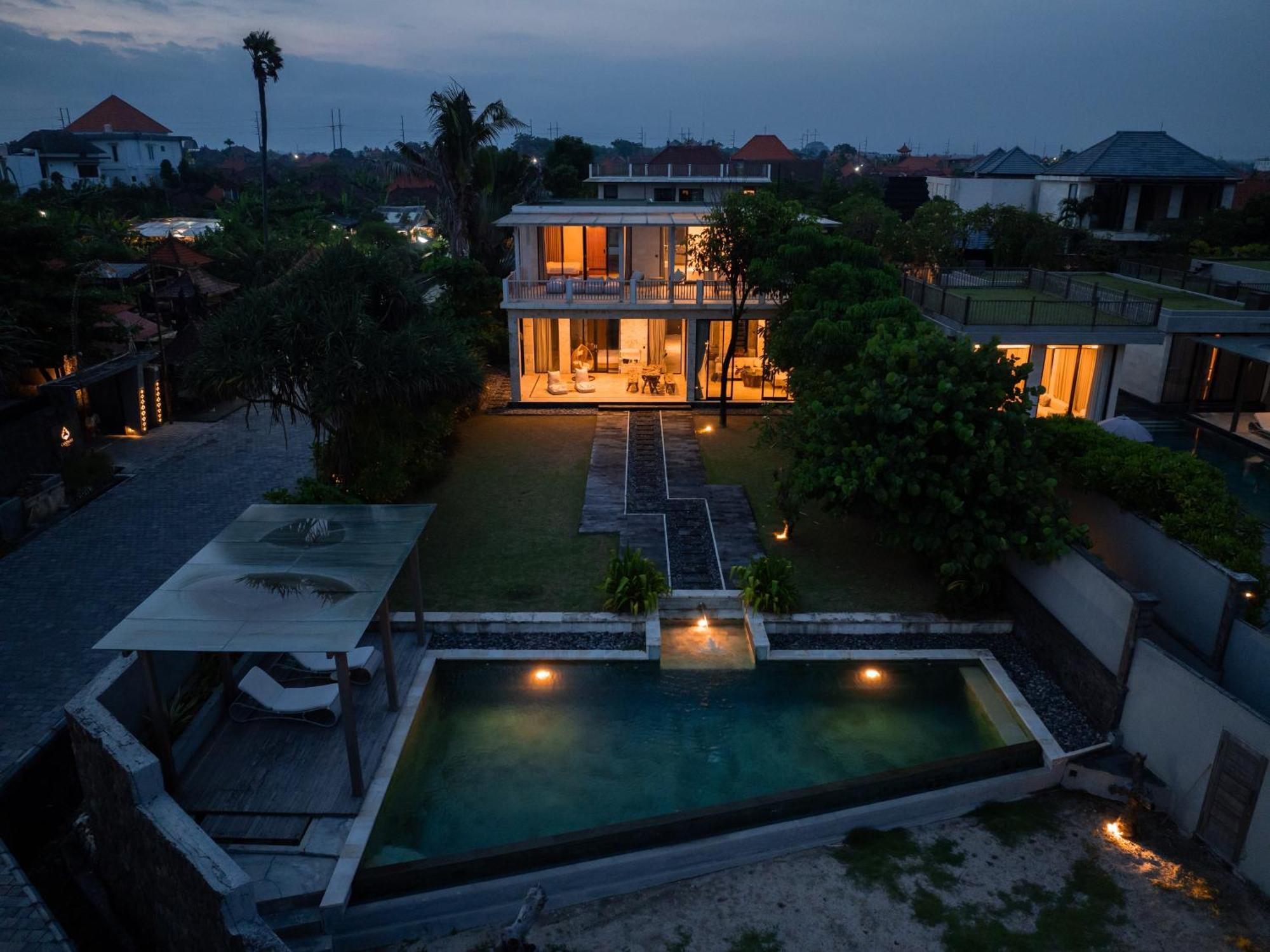 Ketewel Beach Villas And Spa エクステリア 写真